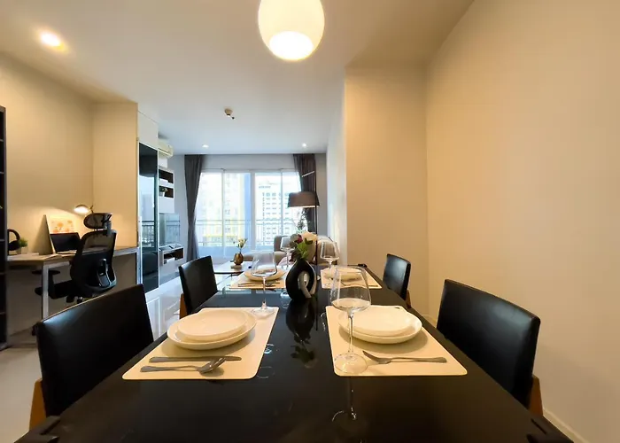 Near Bts L Large 98 Sqm L Pool&sauna Appartement Bangkok