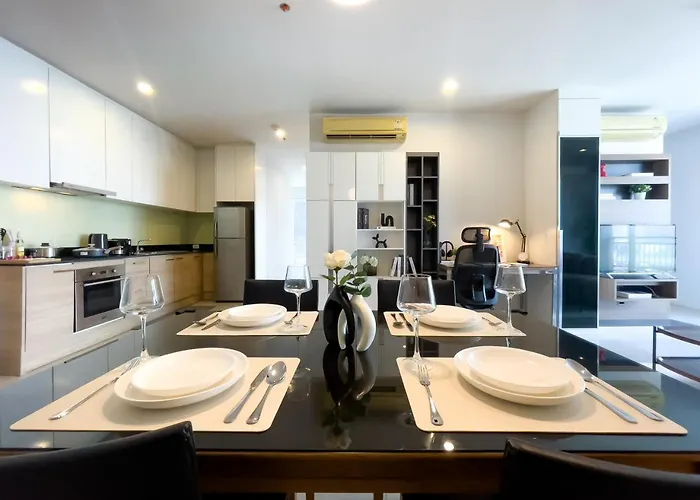 Near Bts L Large 98 Sqm L Pool&sauna Appartement Bangkok