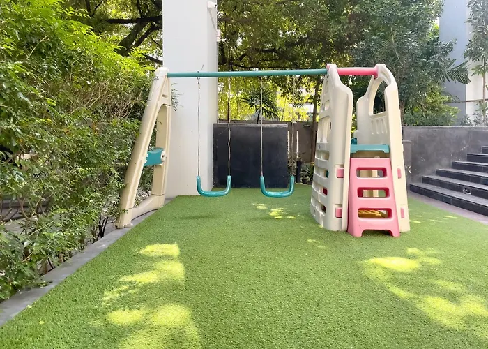 Near Bts L Large 98 Sqm L Pool&sauna Bangkok